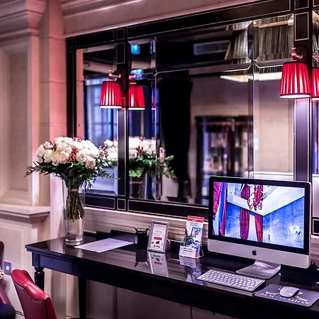 Maison Albar- Le Champs-elysées Parigi