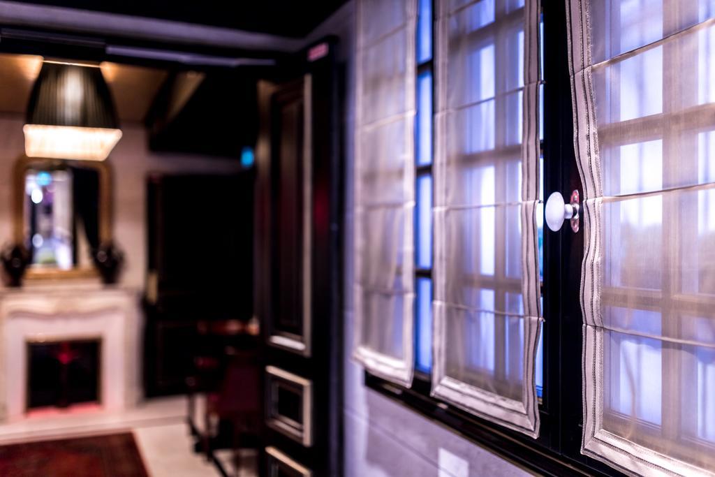 Maison Albar- Le Champs-elysées