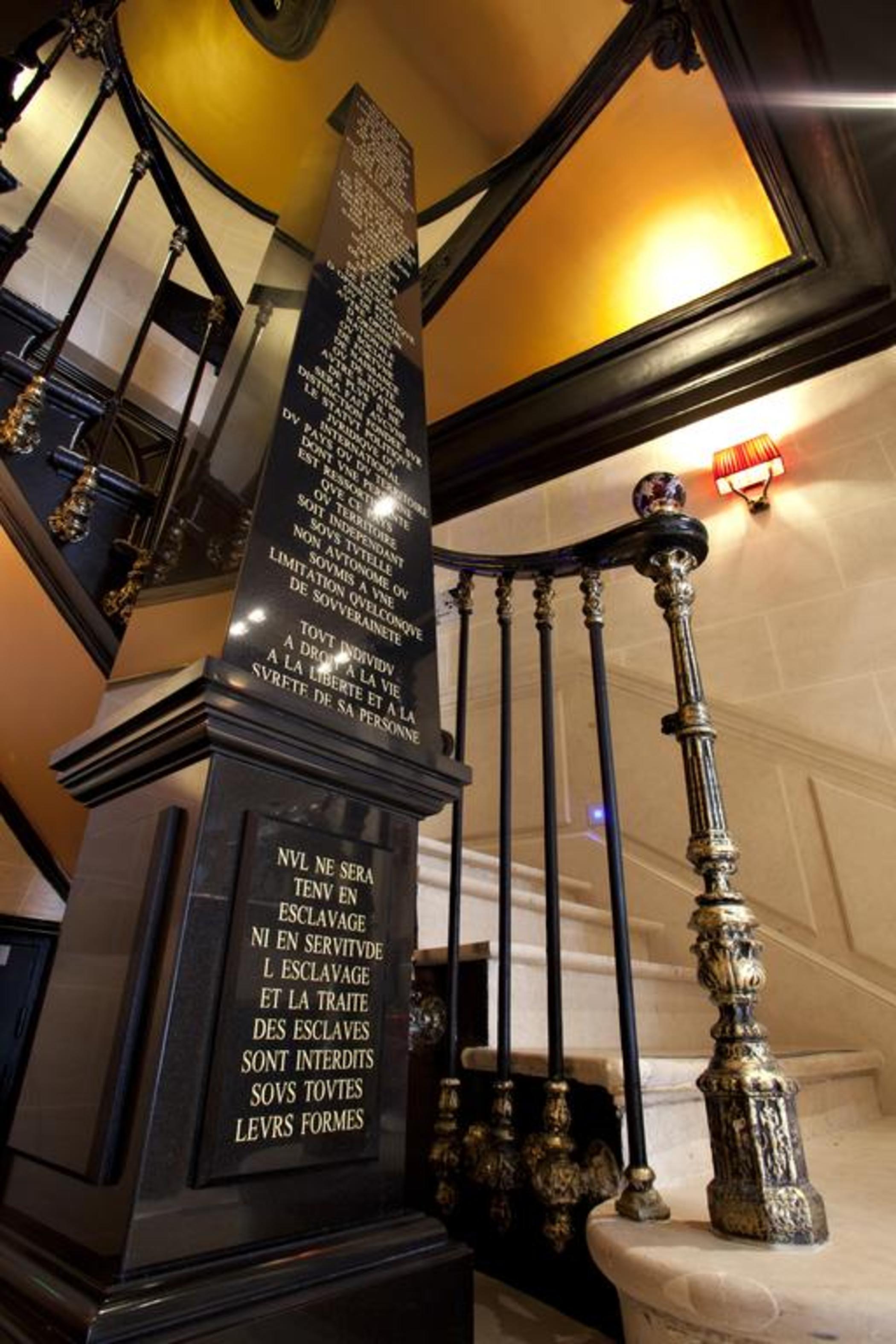 Maison Albar Le Champs-elysées Parigi