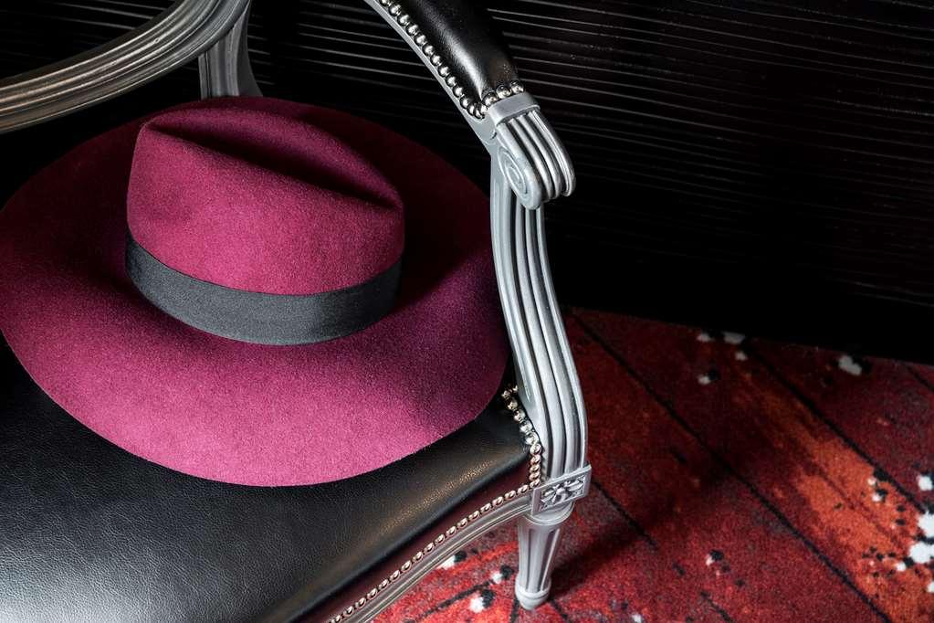 Maison Albar- Le Champs-elysées Hotel